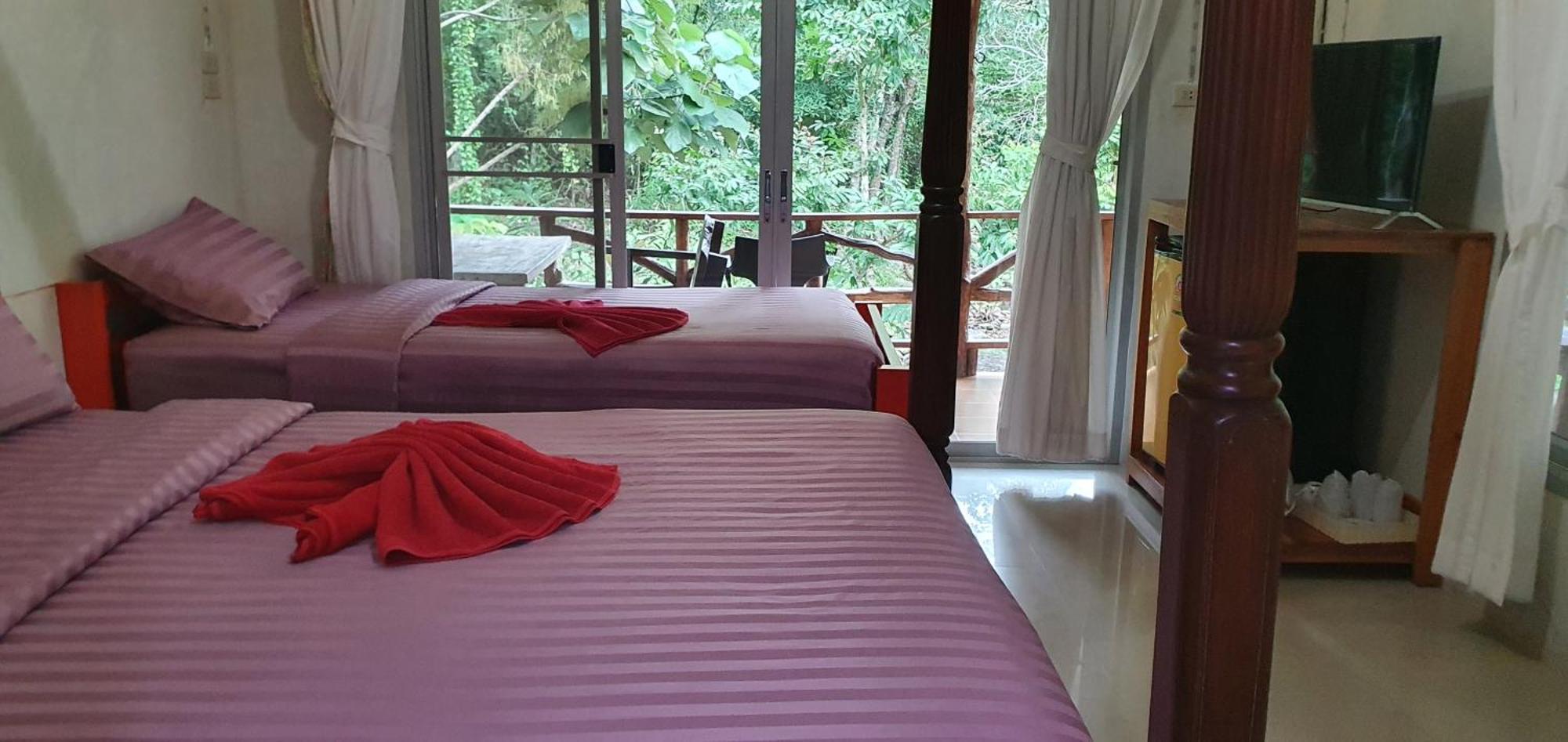 Lunda Orchid Resort Suan Phueng Zimmer foto